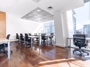 10 Person Private Office