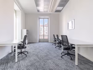 30 Person Private Office