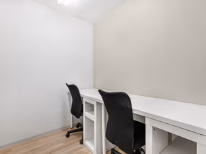 15 Person Private Office
