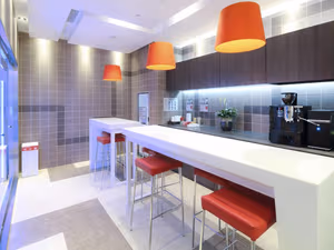 5 Person Private Office