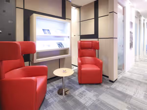 40 Person Private Office