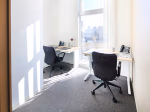 7 Person Private Office