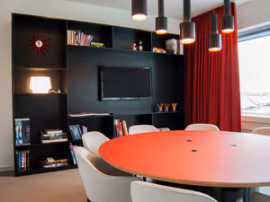 3 Person Private Office