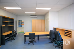 8 Person Sublet Office