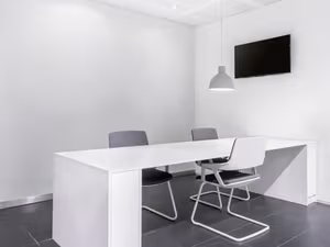 10 Person Private Office