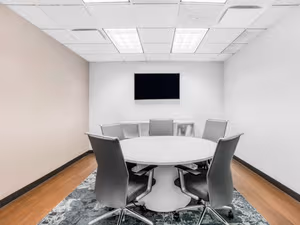 10 Person Private Office