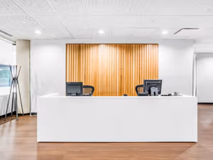 4 Person Private Office