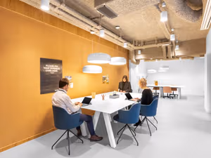 40 Person Private Office