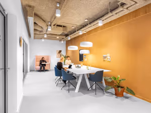 1 Person Coworking Desk