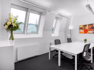 1 Person Coworking Desk