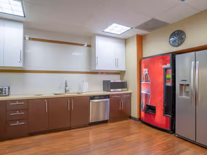 1 Person Coworking Desk