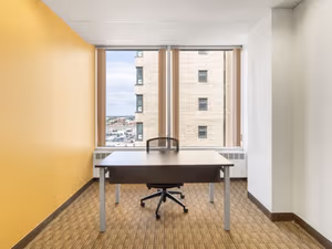 10 Person Private Office