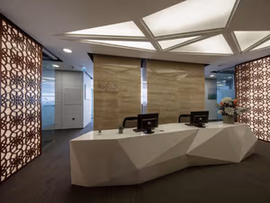 4 Person Private Office