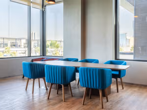 1 Person Private Office