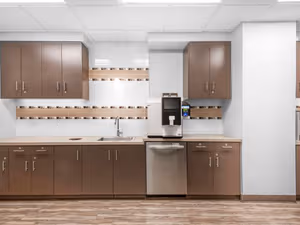 1 Person Virtual Office