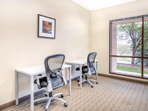 3 Person Private Office