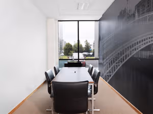 1 Person Coworking Desk