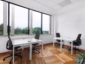 15 Person Private Office