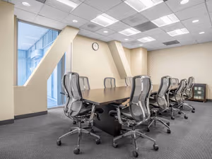 15 Person Private Office