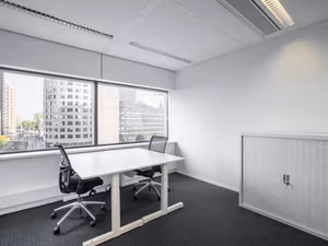 4 Person Private Office