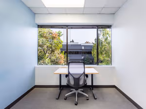 7 Person Private Office