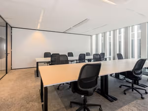 1 Person Coworking Desk