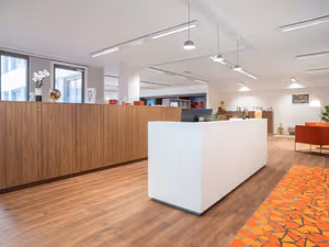 10 Person Private Office