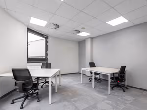 10 Person Private Office