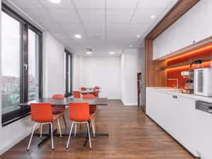 1 Person Private Office