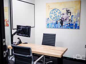 5 Person Private Office