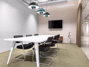 25 Person Private Office
