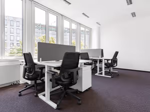 4 Person Private Office