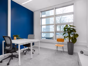 4 Person Private Office