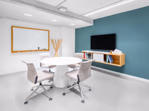 7 Person Private Office