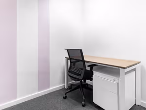 1 Person Private Office