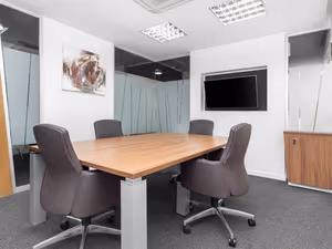 4 Person Private Office