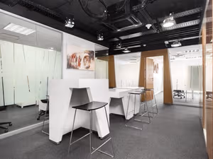 5 Person Private Office
