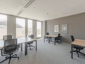 5 Person Private Office