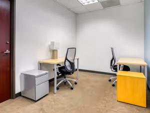 1 Person Private Office