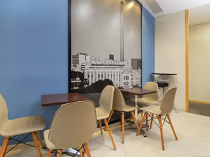 10 Person Private Office