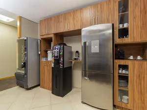 1 Person Virtual Office