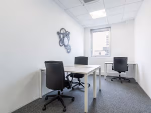 5 Person Private Office