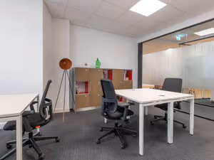 1 Person Private Office