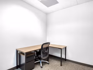3 Person Private Office