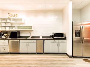 5 Person Private Office