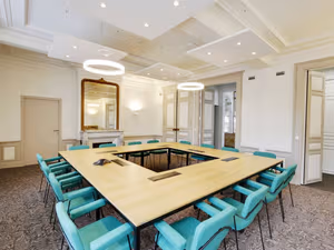 5 Person Private Office