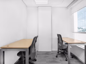 30 Person Private Office