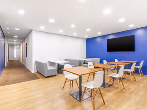 10 Person Private Office