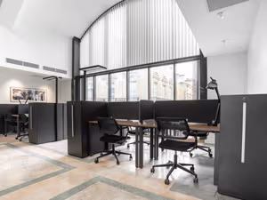 7 Person Private Office