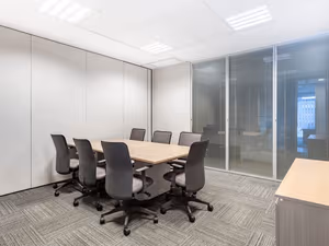 7 Person Private Office